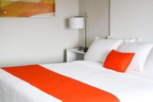 New Philadelphia Hotel | Schoenbrunn Inn