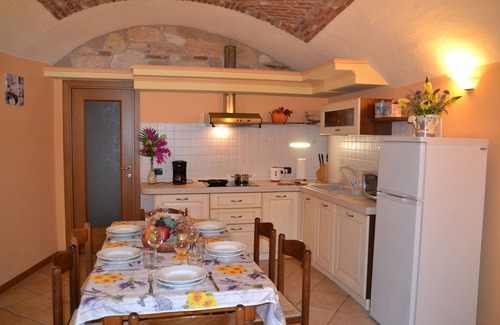 Gardola Apartment | Schoener lake view, large terrace, Pets Allowed, Garden and Parking
