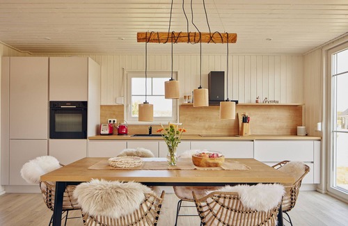 Wandlitz House | Schorfheide vacation home with whirlpool & eco-friendly energy included!