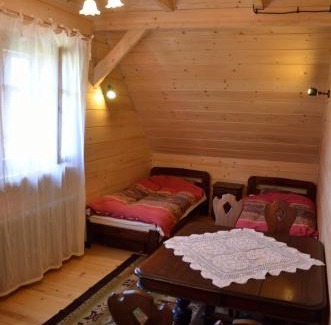 Komancza Bed & Breakfast | Schronisko Górskie nad Smolnikiem