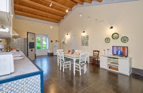 Ragusa Villa | Scifazzo, ancient Sicilian villa with pool