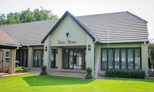 Lichtenburg House | Scott's Manor Guesthouse Function and Conference Venue