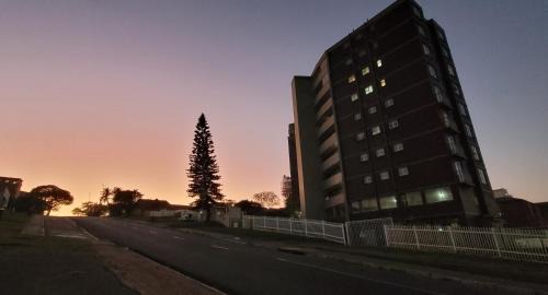 Scottburgh Apartment | Scottburgh Views - Smile and Wave
