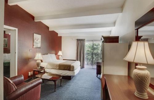 Cedar Knolls Hotel | Scottish Inn Whippany