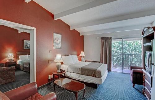 Cedar Knolls Hotel | Scottish Inn Whippany