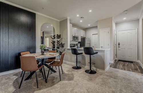 North Scottsdale Apartment | Scottsdale Retreat 2BR Pool Gym Free Parking