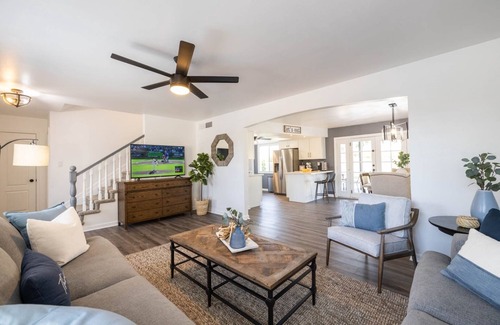 Park Scottsdale Four House | Scottsdale Valley Vista 4 Bedroom Home by RedAwning