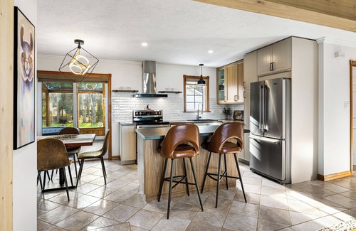 Shediac House | Scoudouc River waterview home/Maison charmmante avec vue sur la rivière Scoudouc