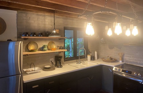 Scranton House | Scranton Small and Private!