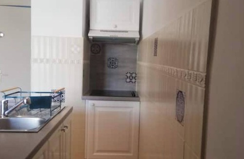 Saint-Nazaire Apartment | SEA and SWIMMING POOL 100 m from the beach & center. 10 minutes from Perpignan