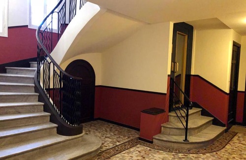 Juan-les-Pins Apartment | Sea Apartment - Le Pin Doré