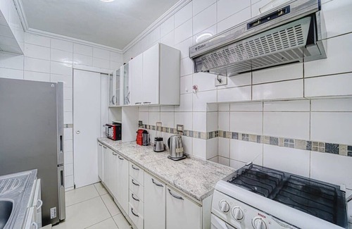 Vina del Mar Condo | Sea Art Summary: Llev