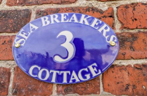 Muston House | Sea Breakers Cottage