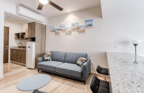 Centro Hotel | Sea Breezes Studio at Syrena 409