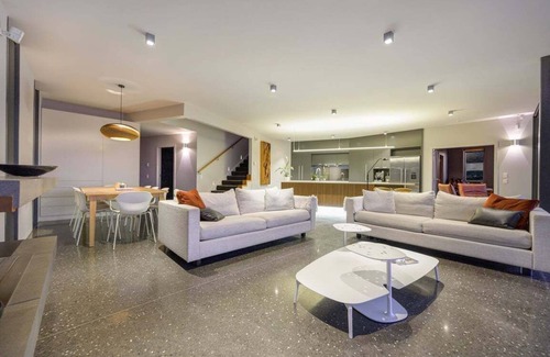 Stepneyville House | Sea Change - Uber-Modern Waterfront Home, Nelson