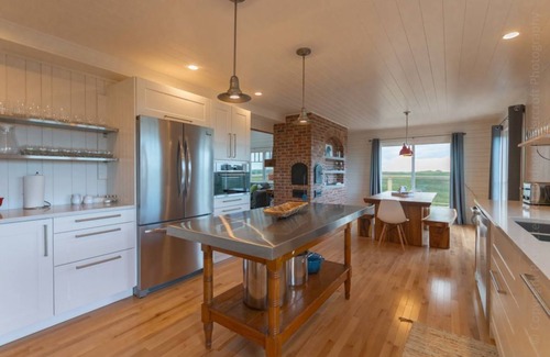 Morell Cottage | Sea Dunes Beach House Stunning Beach Front Luxury. Summer 2027 bookings open