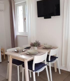 Valun Apartment | Sea-esta 2