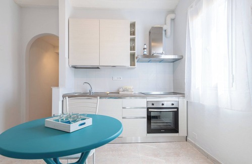 Venezia Nuova Apartment | Sea Foam House by Pleiades Home