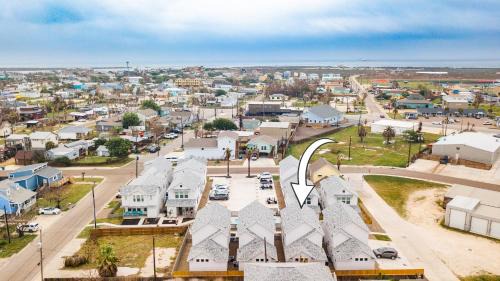 Old Town House | Sea Glass Cottage - Beach Gear Credit Included!