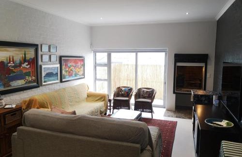 Yzerfontein Apartment | Sea Glimpse Yzer