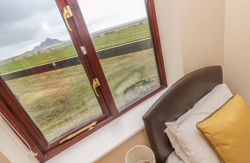 Longrock Cottage | Sea Horses