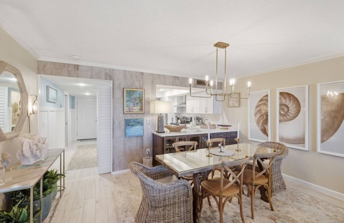 Boca Grande Condo | Sea Oats 134 - 2 bed - 2bath - Tennis - Pool - Elevators - Sleeps 4