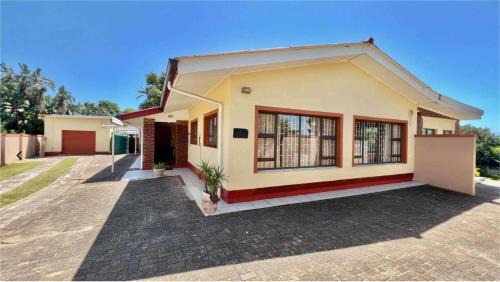 Sea Park Villa | Sea Park Holi-Stay - 2on1stAve