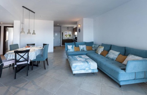 Daimuz Apartment | SEA PEARL
