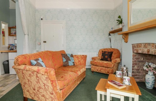 Roundham Apartment | Sea Peeps