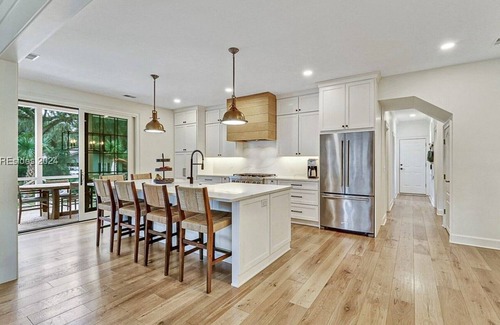 Sea Pines House | Sea Pines 5-bedroom home - Private Heated Pool/Spa, Screened Porch, Sleeps 14.