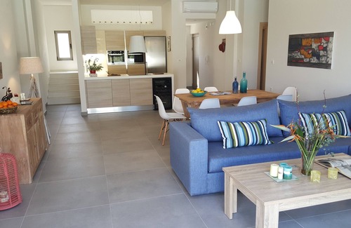 Daratsos Villa | Sea Queen Villa - Next to the beach.! 4Km from Chania city center .!