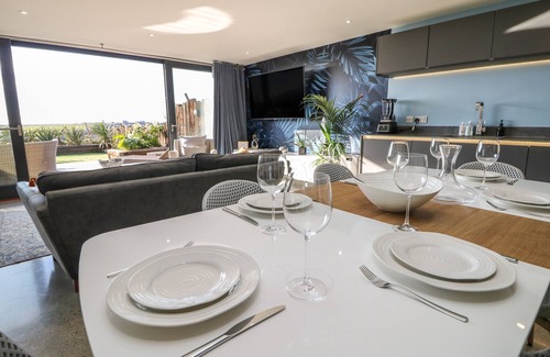 Penzance Cottage | Sea Scape