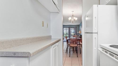 Lower Grand Lagoon House | Sea Side Villas #118 Bord de Mer by Nautical Properties