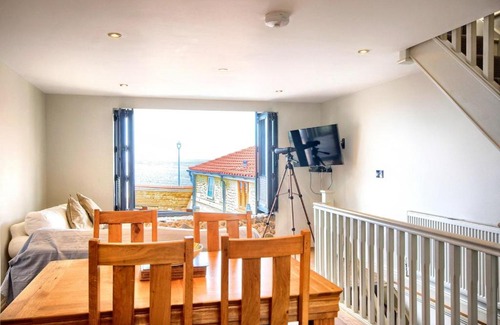 Sheringham Apartment | Sea Spray