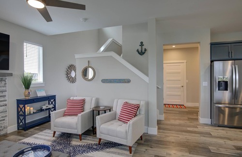 Ocean Shores House | Sea Swept Mermaid - Oyhut Bay Seaside Village