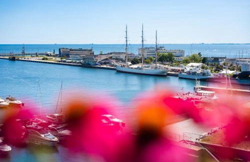 Srodmiescie Apartment | Sea Towers Gdynia Apartament z Widokiem na Morze