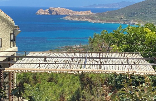 Marine de Davia Villa | Sea view and Cap Corse, 6 minute walk to beach, n heated swimming pool , Davia