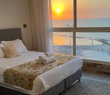 Bat Yam Apartment | sea view apartment