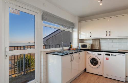 Saundersfoot Apartment | Sea View Apartment - Sea Front Apartment