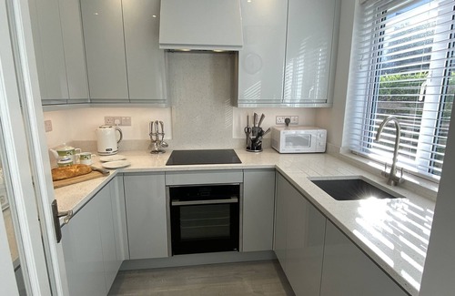 Carbis Bay Apartment | Sea view apartment with balcony and gardens. Private path to the beach.