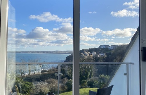 Carbis Bay Apartment | Sea view apartment with balcony and gardens. Private path to the beach.