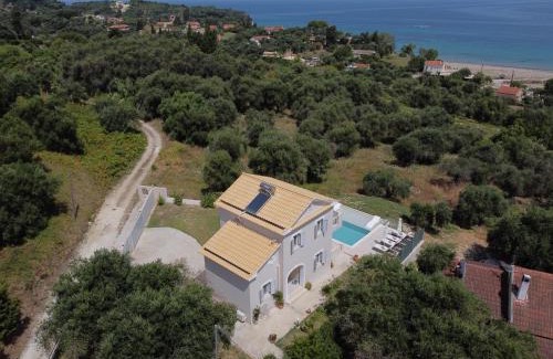 Astrakeri Villa | Sea View Private Pool Villa