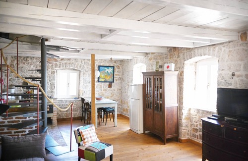Celina House | Sea view, Terrace, All use, Dogs welcome, Stone house, Wifi,Garden,