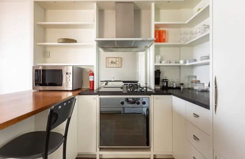 Redhill House | Sea views from every room of this lovely Muizenberg house