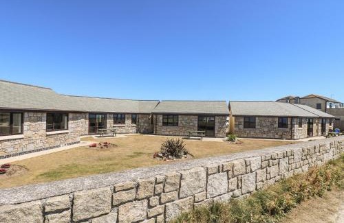 Longrock House | Seabreeze