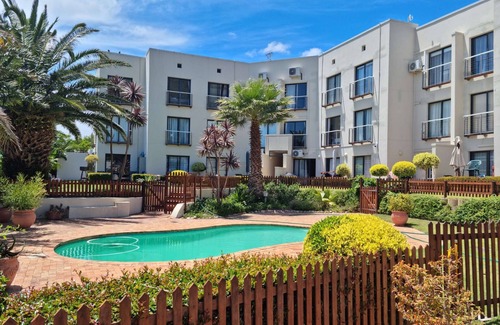 Claremont Apartment | Seabreeze - sea facing apartment