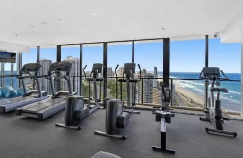 Surfers Paradise Apartment | Seabright Nook - Resort Perks & Sky Views by the Sea