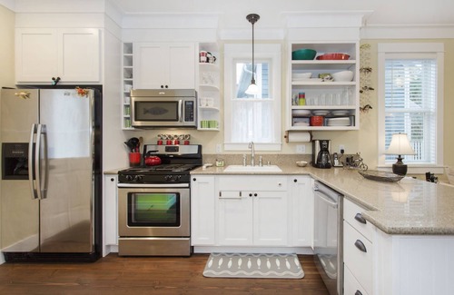 Seabrook House | Seabrook's Fish and Ships, enjoy the beach, the fire pit, and more!