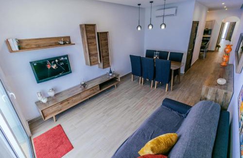 Marsalforn Apartment | Seafront Apartment No 10 Marsalforn