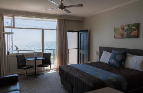 Penneshaw Resort | Seafront Hotel Kangaroo Island